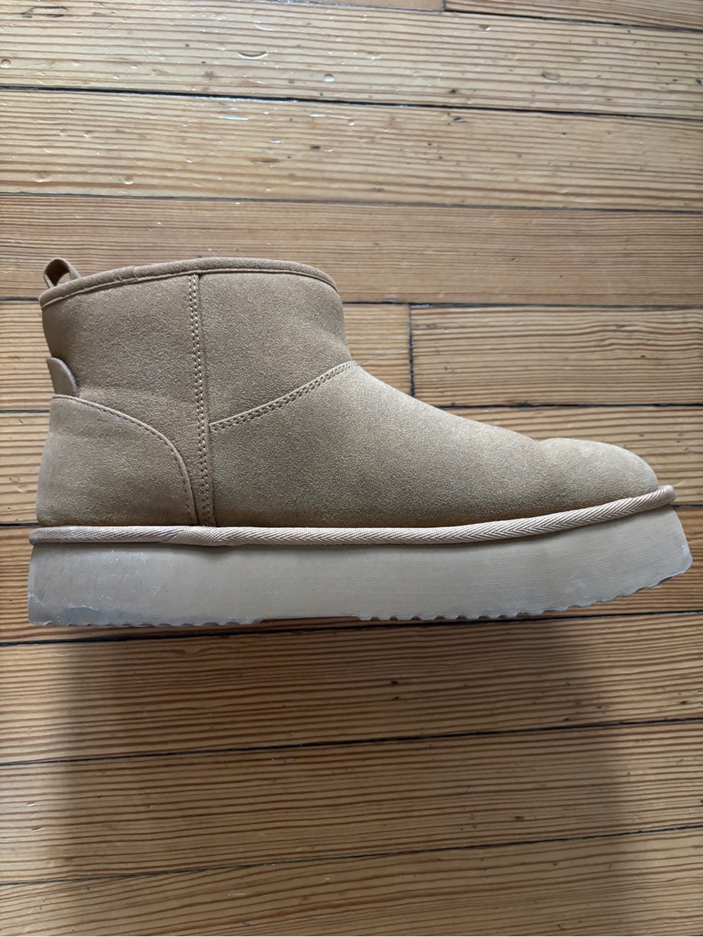 American Eagle Tan Faux-Shearling Ankle Boot